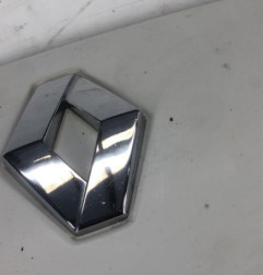 Capot RENAULT CLIO 2 Photo n°6