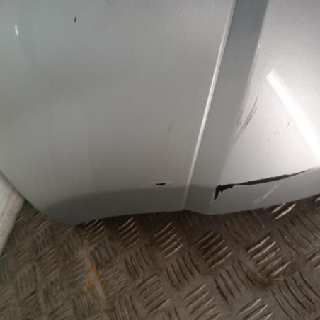 Pare choc arriere DACIA SANDERO 1