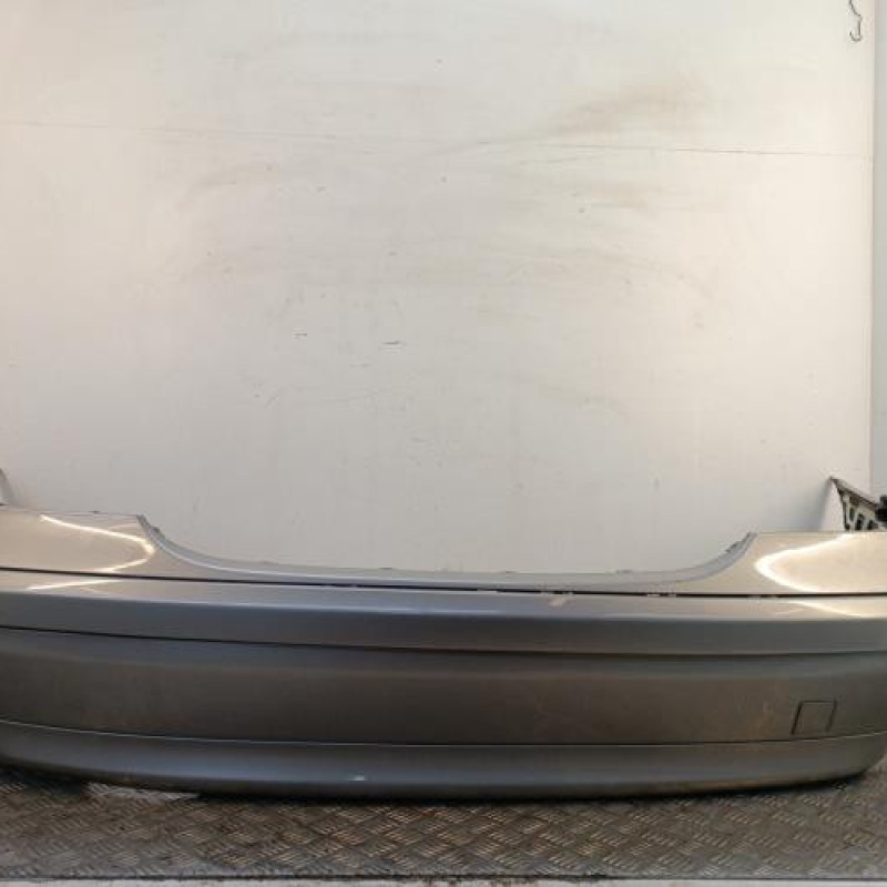 Pare choc arriere MERCEDES CLASSE C 203