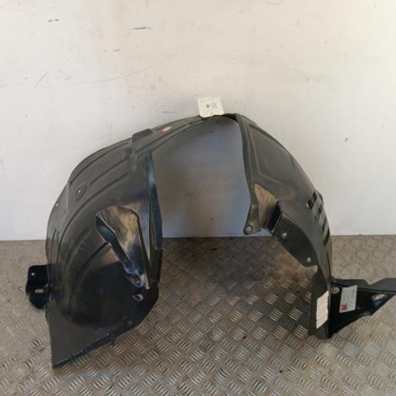 Pare boue avant gauche RENAULT CLIO 2 Pare boue avant gauche RENAULT CLIO 2