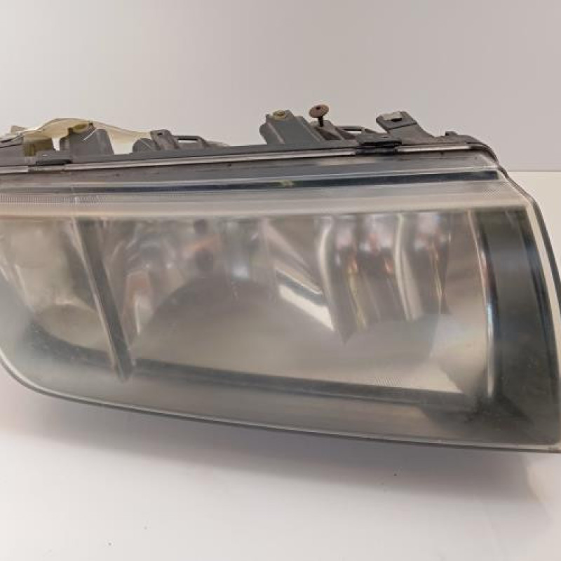 Optique avant principal droit (feux)(phare) SKODA FABIA 1