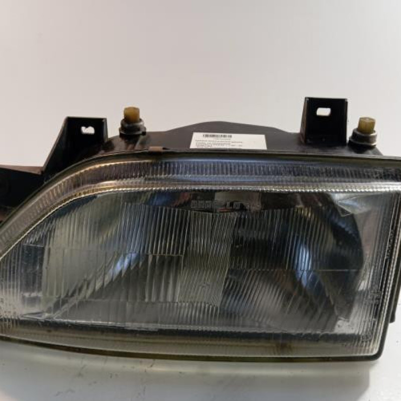 Optique avant principal gauche (feux)(phare) FORD ESCORT 5