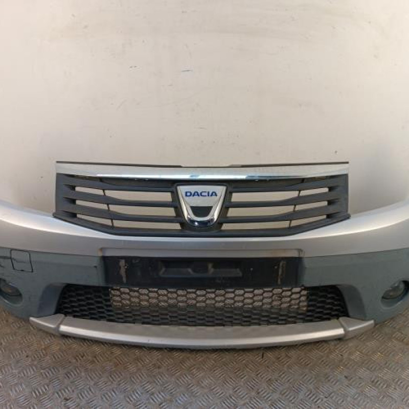 Pare choc avant DACIA SANDERO 1