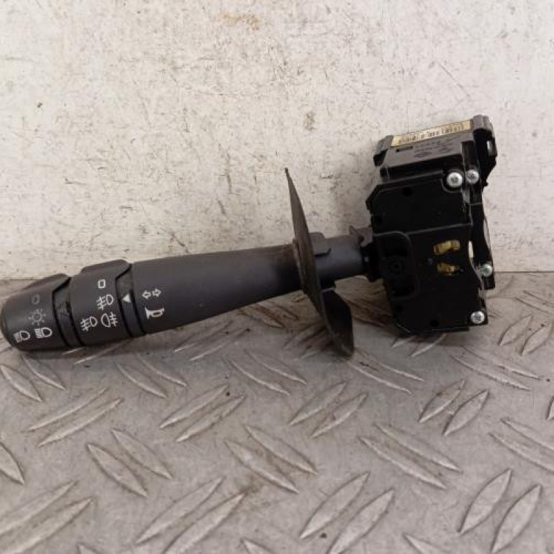 Commodo phare RENAULT CLIO 2