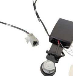 Attache ceinture avant droit FIAT 500 2