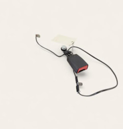 Attache ceinture avant gauche FIAT 500 2 Photo n°1