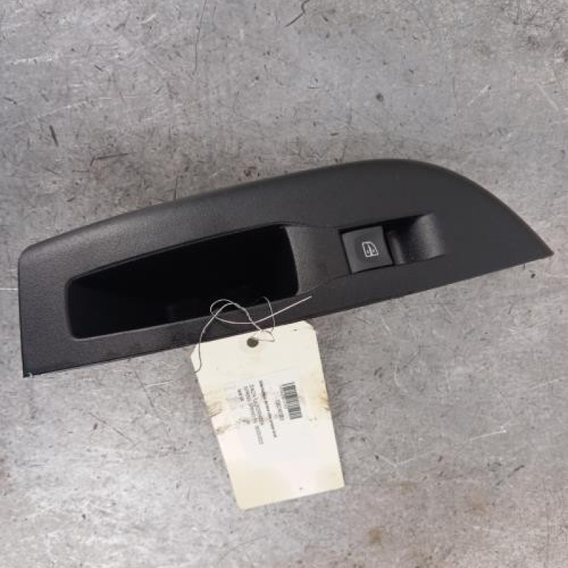 Interrupteur de leve vitre arriere droit DACIA SPRING