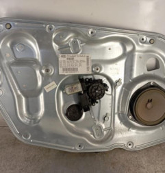 Leve vitre electrique avant gauche ALFA ROMEO GIULIETTA 2 Photo n°1