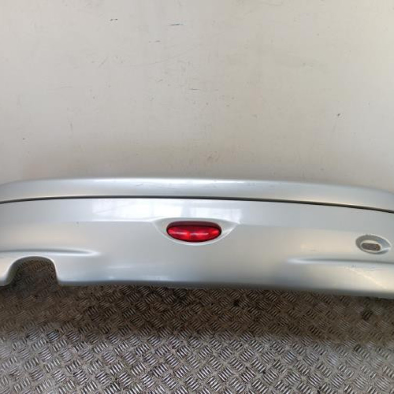 Pare choc arriere PEUGEOT 206