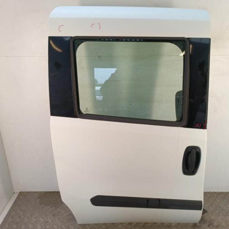 Porte laterale droit FIAT DOBLO 2