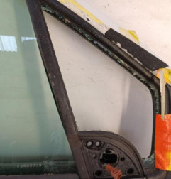 Porte avant droit CITROEN BERLINGO 2 Photo n°3