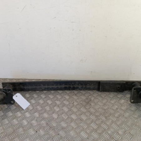Absorbeur de pare choc avant PEUGEOT 5008 1