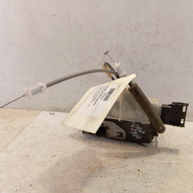 Serrure arriere gauche CITROEN C4 CACTUS Serrure arriere gauche CITROEN C4 CACTUS
