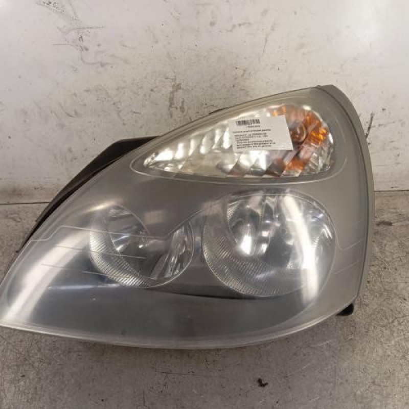 Optique avant principal gauche (feux)(phare) RENAULT CLIO 2