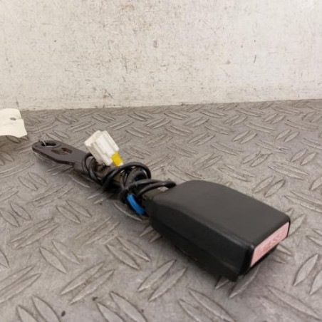 Attache ceinture avant droit PEUGEOT 1007 Photo n°1