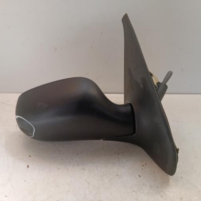 Retroviseur droit RENAULT CLIO 2 Retroviseur droit RENAULT CLIO 2