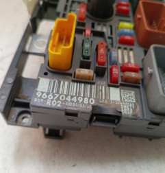 Boitier servitude moteur (BSM) PEUGEOT 5008 1