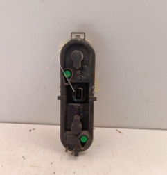 Platine feu arriere droit PEUGEOT 5008 1