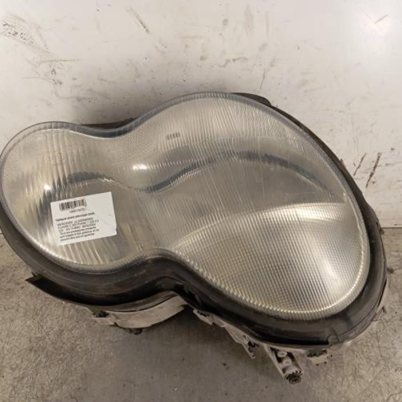 Optique avant principal droit (feux)(phare) MERCEDES CLASSE C 203