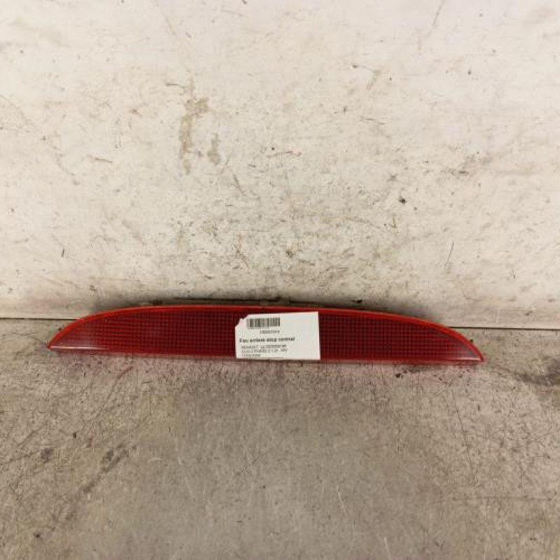 Feu arriere stop central RENAULT CLIO 2 Feu arriere stop central RENAULT CLIO 2