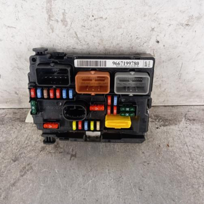 Boitier servitude moteur (BSM) CITROEN C3 2 Boitier servitude moteur (BSM) CITROEN C3 2