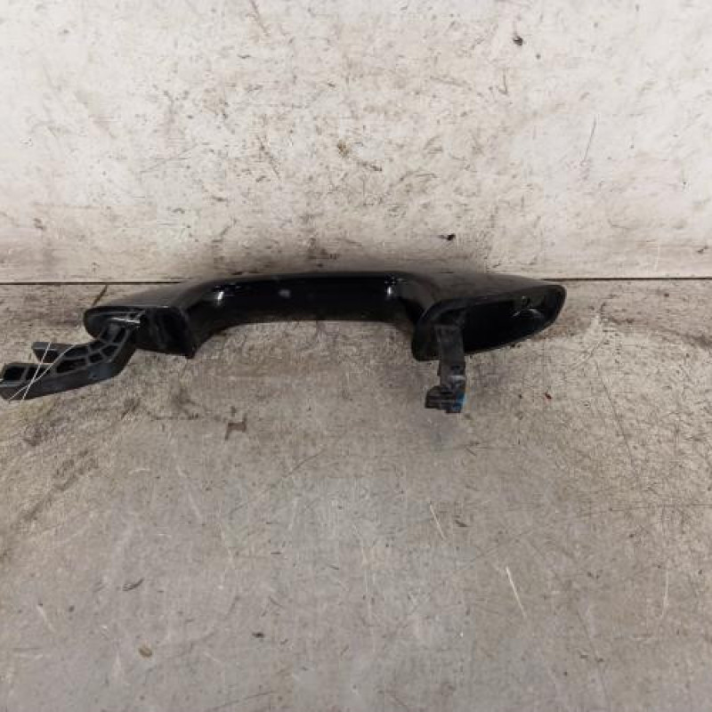 Poignee porte avant droit MERCEDES CLASSE E 213