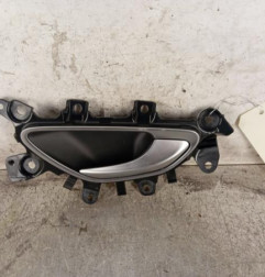 Poignee interieur arriere droit MERCEDES CLASSE E 213 Photo n°1