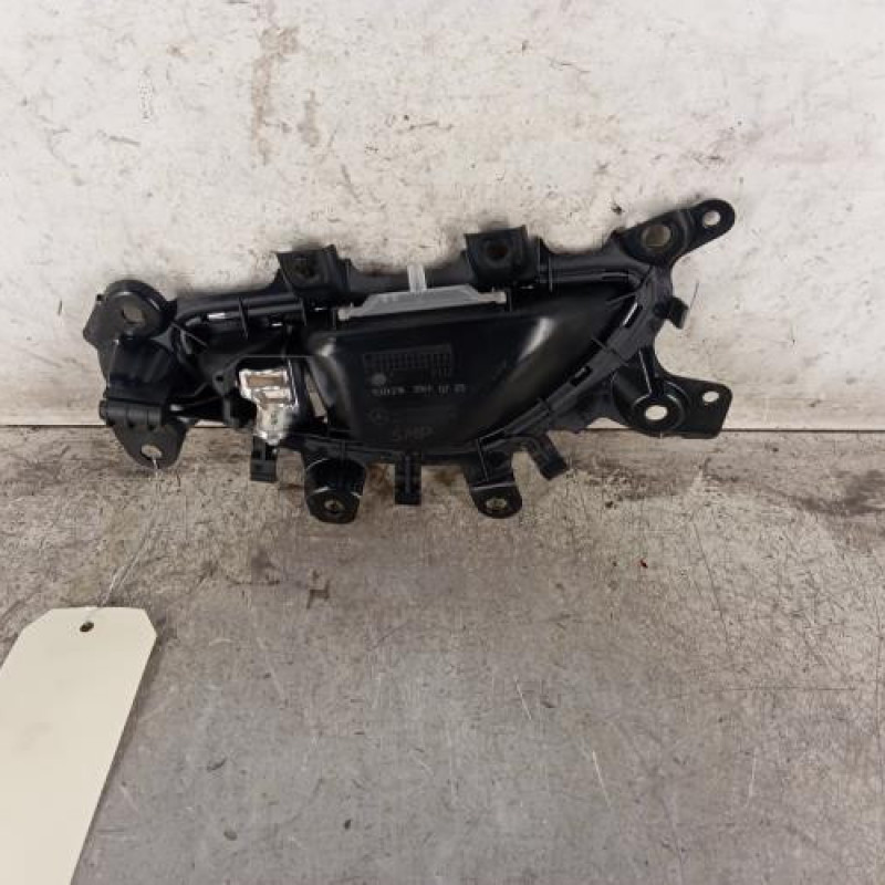 Poignee interieur avant droit MERCEDES CLASSE E 213