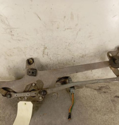 Moteur essuie glace avant RENAULT LAGUNA 1