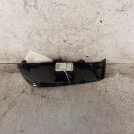 Interrupteur de leve vitre avant droit MERCEDES CLASSE E 213