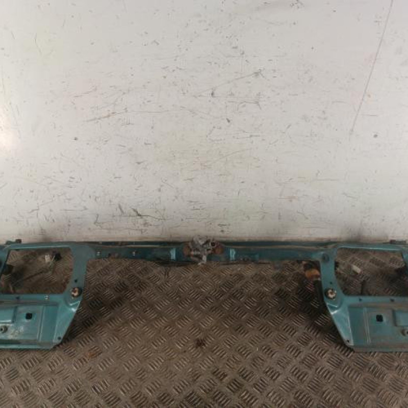 Face avant PEUGEOT 106 Face avant PEUGEOT 106