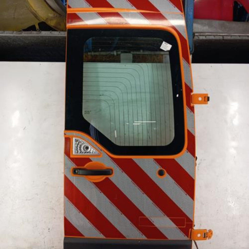 Porte de coffre droit RENAULT MASTER 3