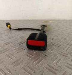 Attache ceinture avant gauche OPEL CORSA F Photo n°3