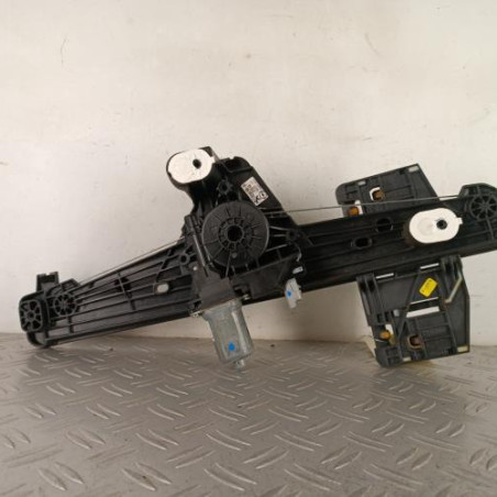 Leve vitre electrique arriere gauche OPEL CORSA F Photo n°1