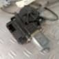 Leve vitre electrique avant gauche VOLKSWAGEN POLO 5