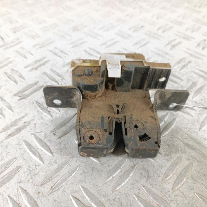 Serrure de hayon RENAULT GRAND SCENIC 2 Serrure de hayon RENAULT GRAND SCENIC 2