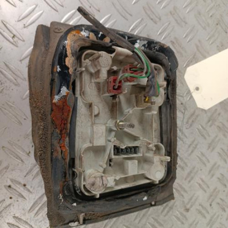Platine feu arriere gauche PEUGEOT 205
