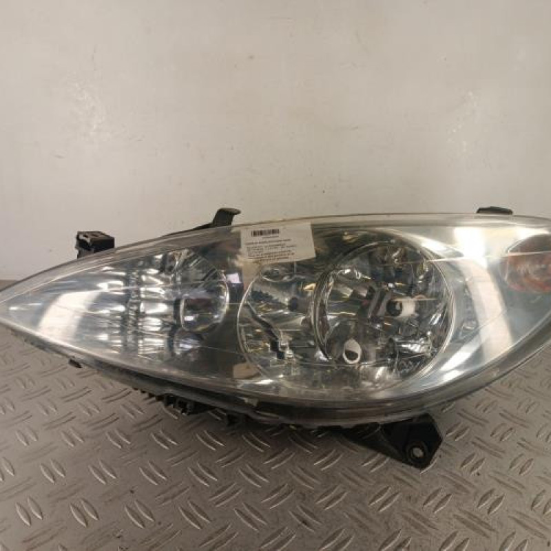 Optique avant principal droit (feux)(phare) PEUGEOT 307
