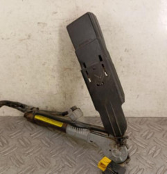 Attache ceinture avant gauche RENAULT KANGOO 1