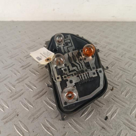 Platine feu arriere droit RENAULT CLIO 3