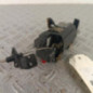Serrure arriere droit PEUGEOT 307