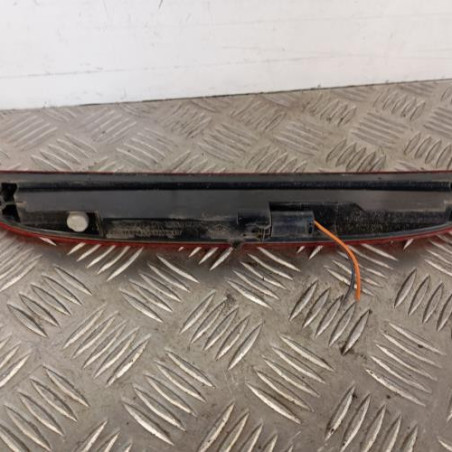 Feu arriere stop central RENAULT CLIO 2