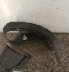Pare boue avant gauche RENAULT LAGUNA 2