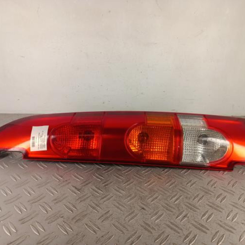 Feu arriere principal droit (feux) RENAULT KANGOO 1 Feu arriere principal droit (feux) RENAULT KANGOO 1