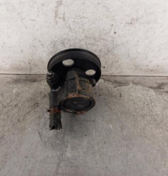 Pompe de direction RENAULT CLIO 2