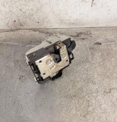 Serrure arriere droit VOLKSWAGEN GOLF 3