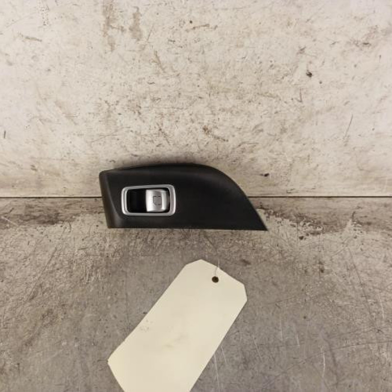 Interrupteur de leve vitre arriere gauche MERCEDES CLASSE E 213