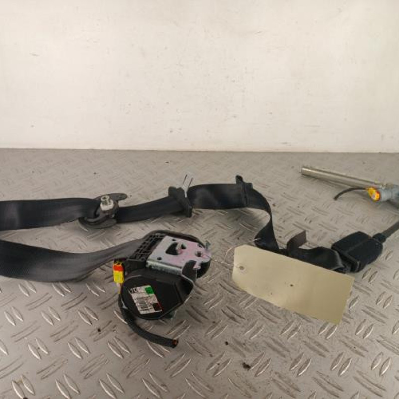 Ceinture avant droit CITROEN C4 GRAND PICASSO 2 Ceinture avant droit CITROEN C4 GRAND PICASSO 2