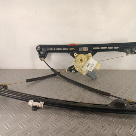 Leve vitre electrique avant gauche CITROEN C4 GRAND PICASSO 2 Photo n°1