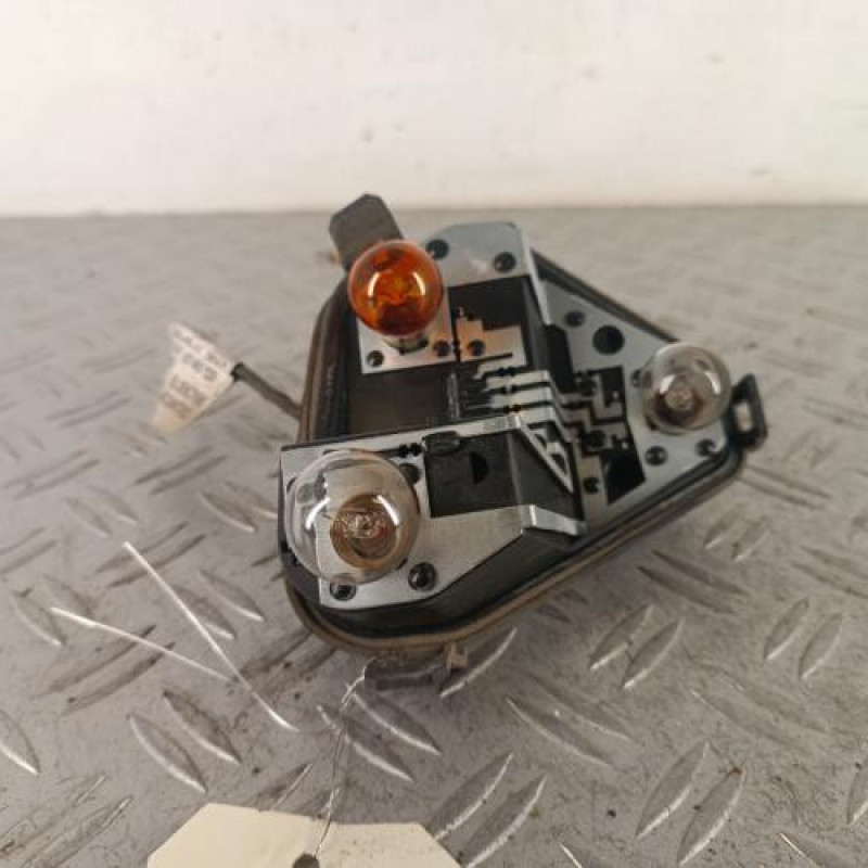 Platine feu arriere gauche RENAULT CLIO 3 Platine feu arriere gauche RENAULT CLIO 3